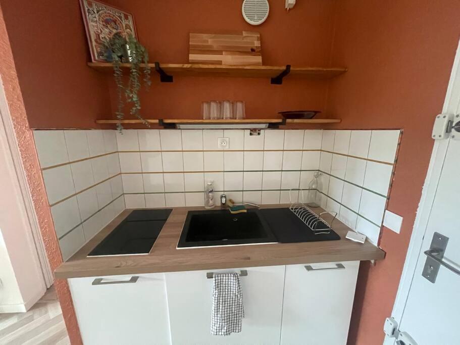 Appartement Cap D'Agde Dans Residence Avec Piscine Exterior foto